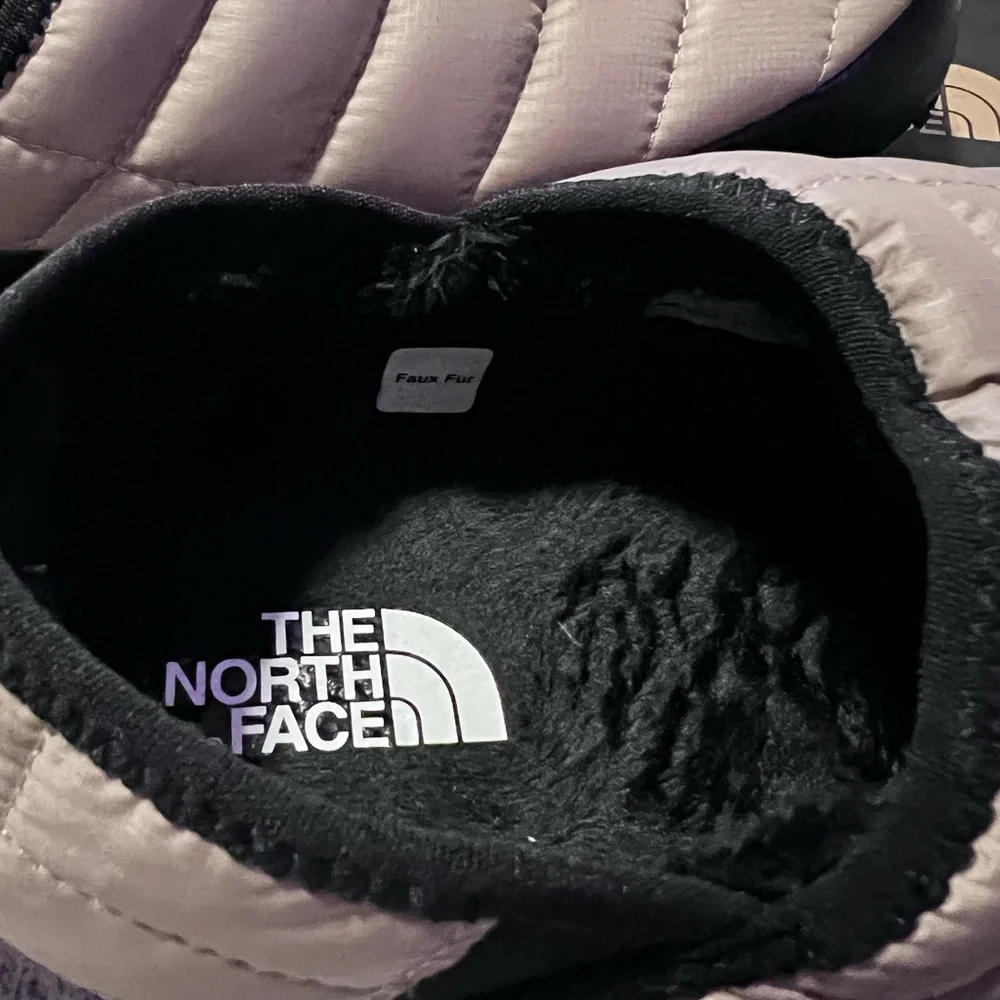 The North Face Quilted Slip-Ons in Mushroom Gray - Picture 3 of 7